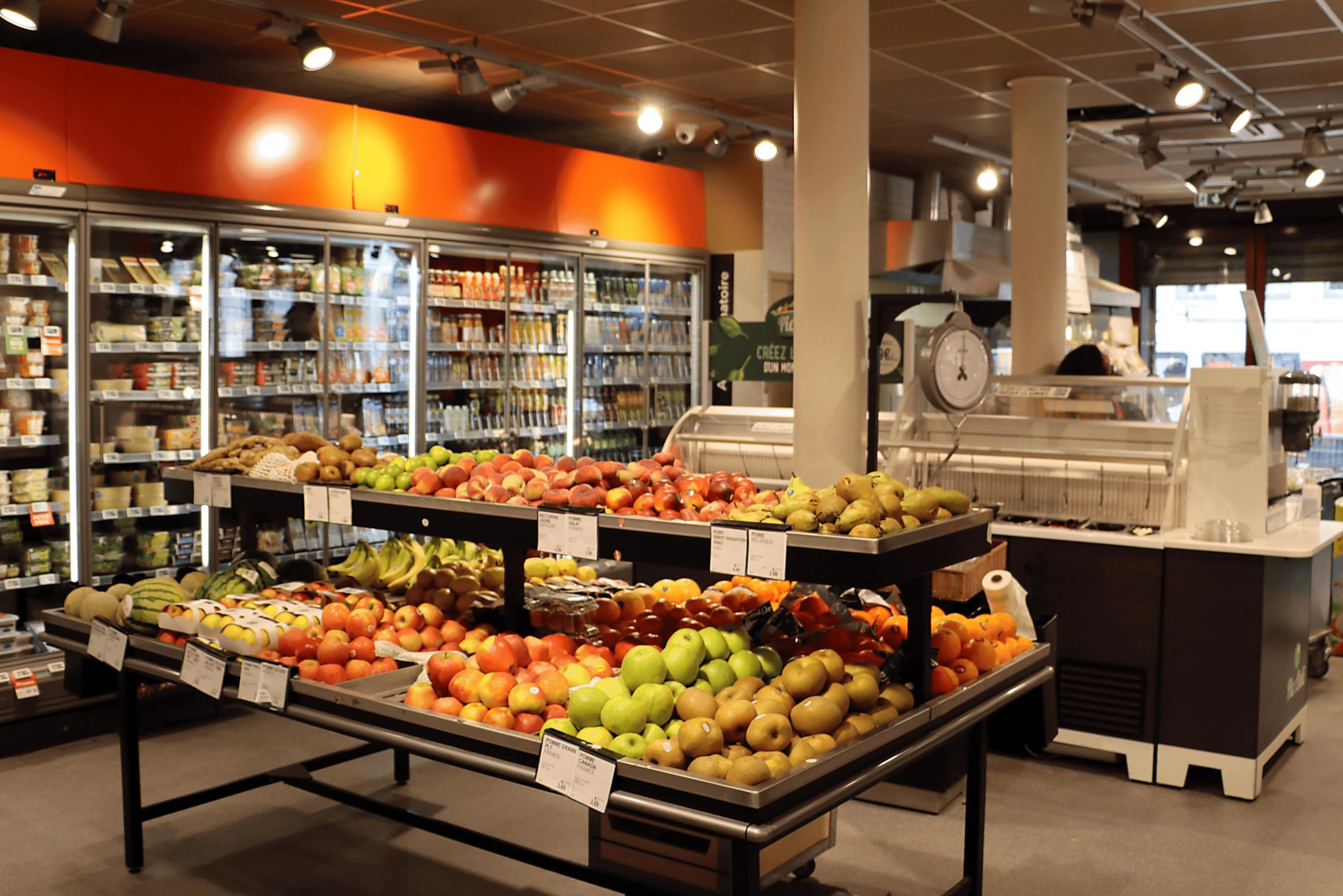 magasin-franprix-fruits-légumes